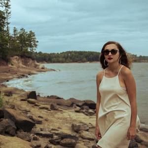 Meet your Posher, Madeline